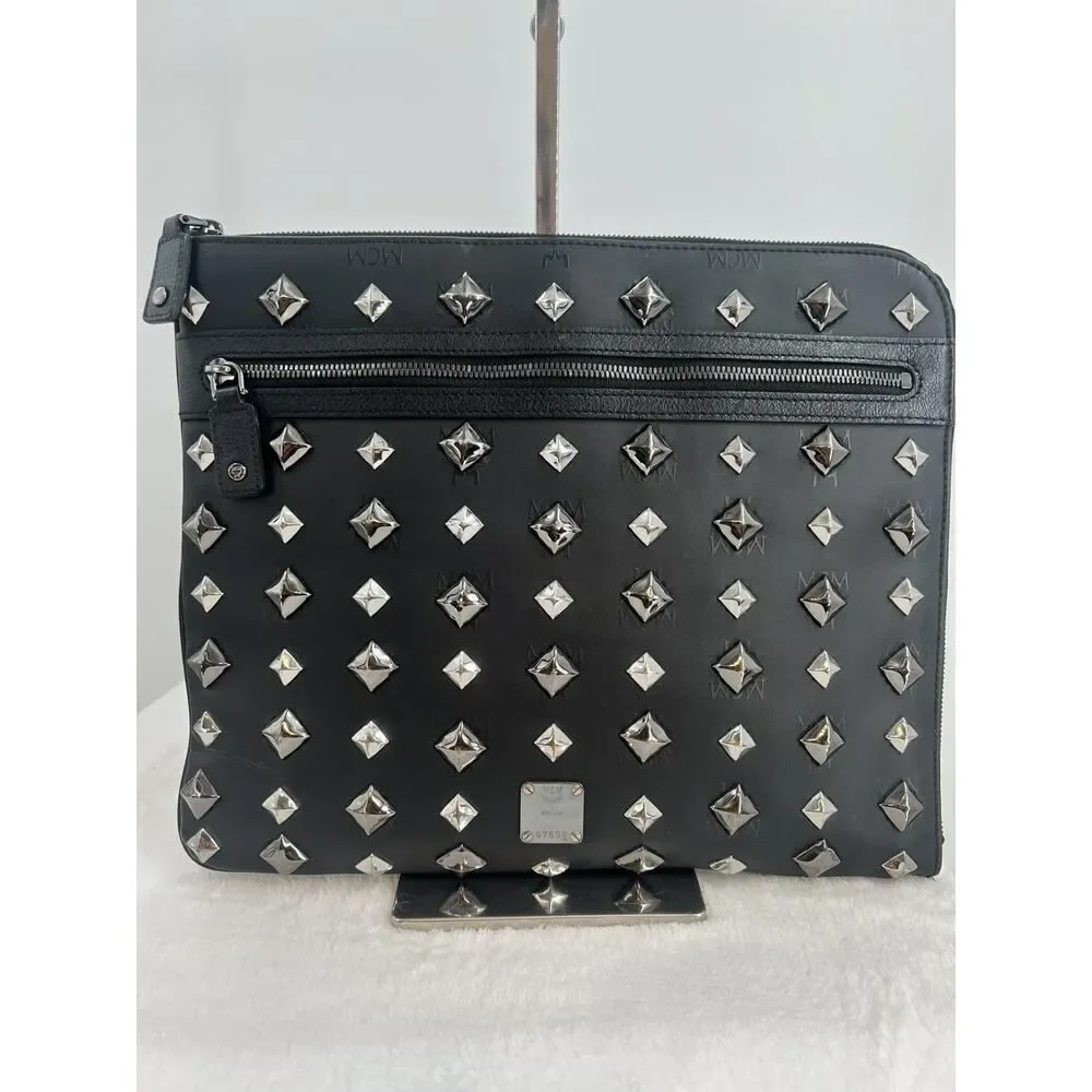 MCM Visetos logogram Studs Clutch bag business bag Women 【Used】